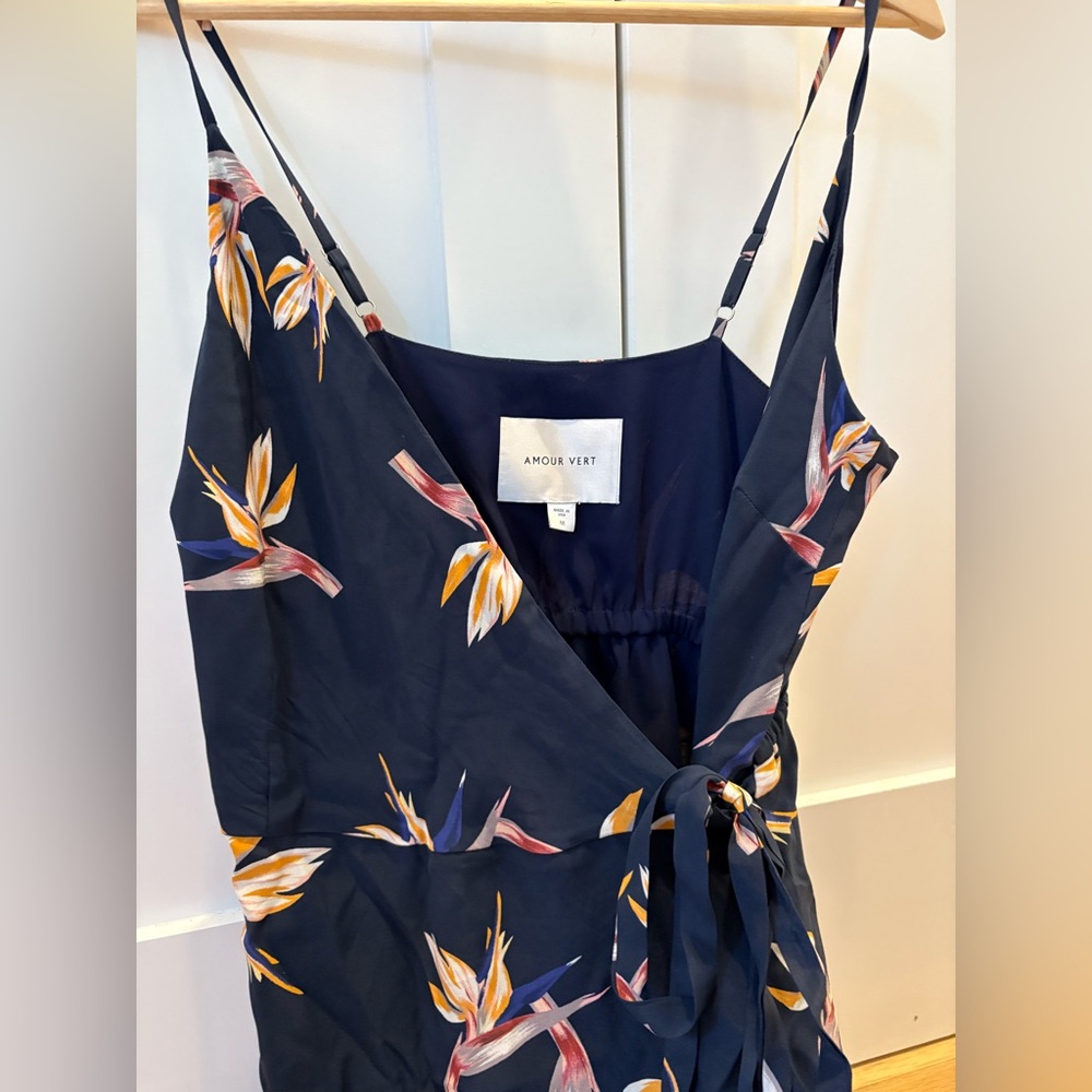 Amour Vert Strapless Birds of Paradise Wrap Dress